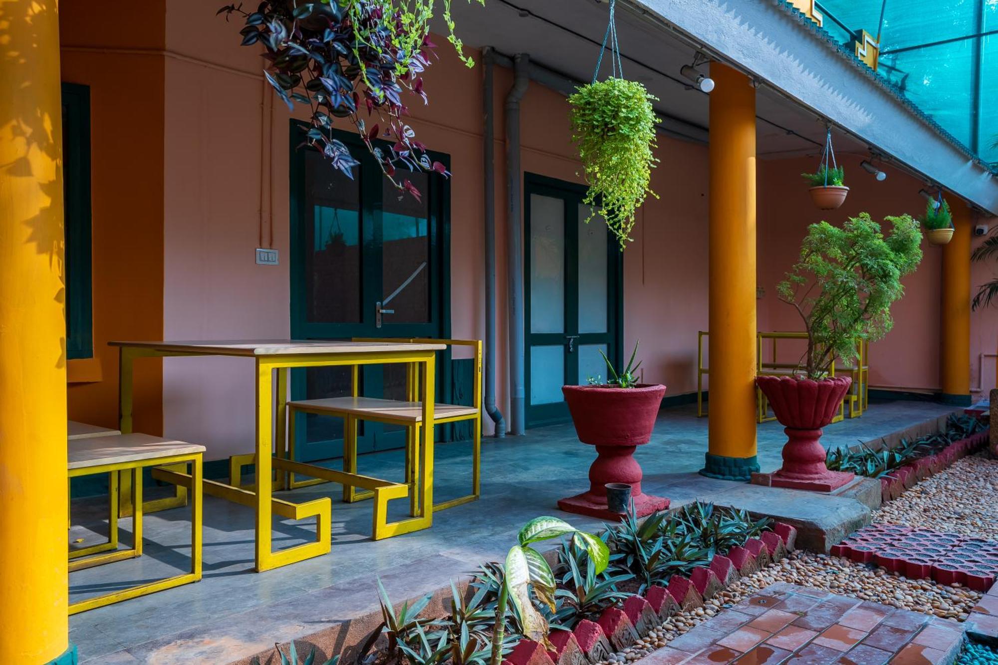 Hotel La Courtyard Puducherry Zewnętrze zdjęcie