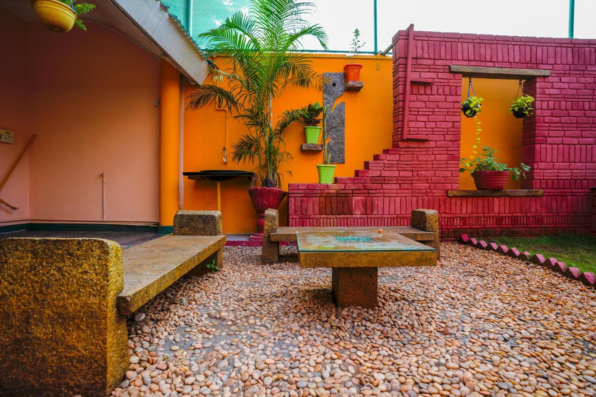 Hotel La Courtyard Puducherry Zewnętrze zdjęcie