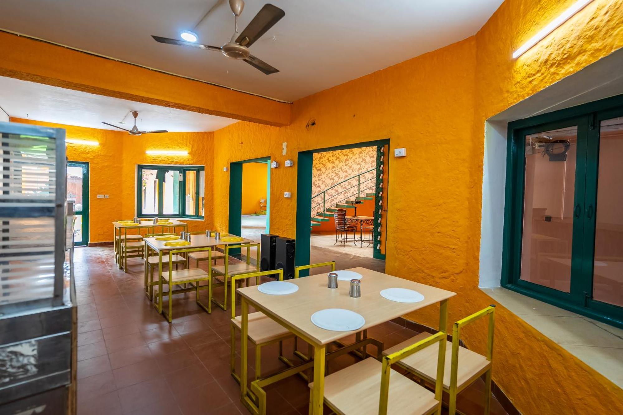 Hotel La Courtyard Puducherry Zewnętrze zdjęcie